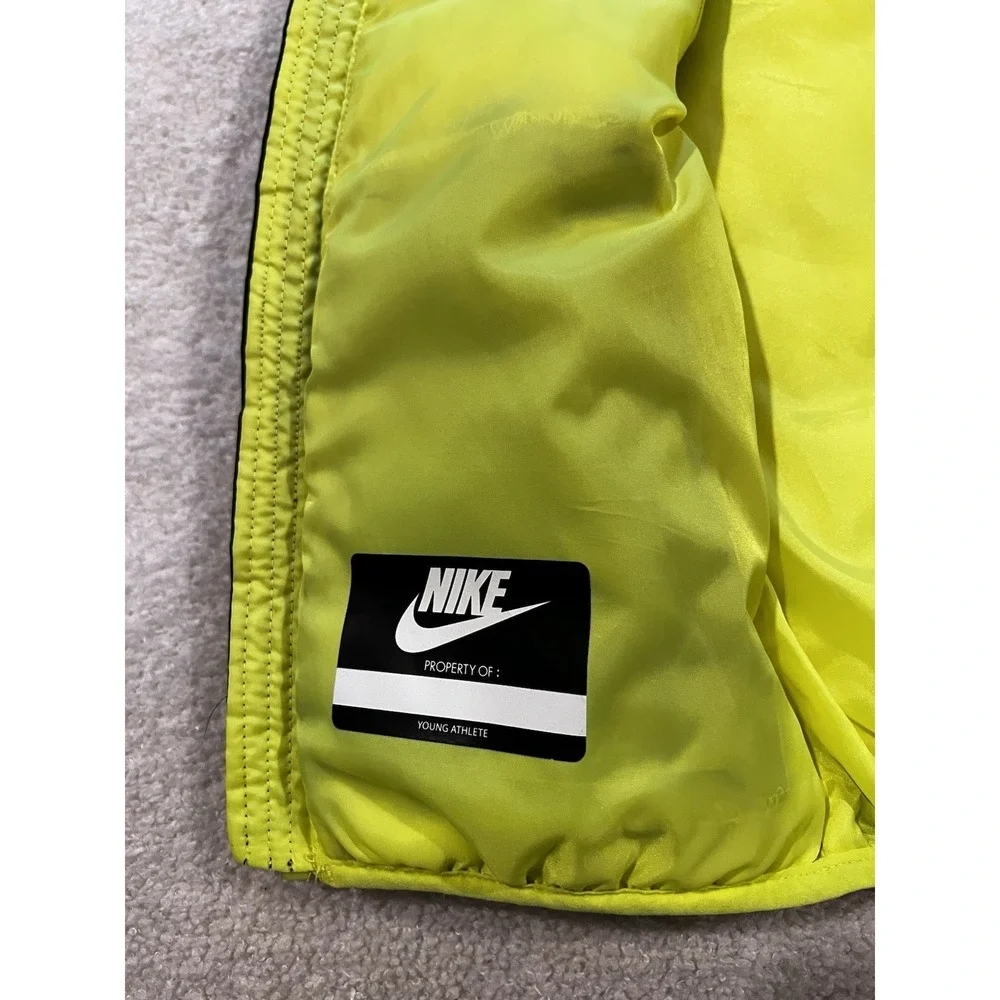 Nike toddlers puffer